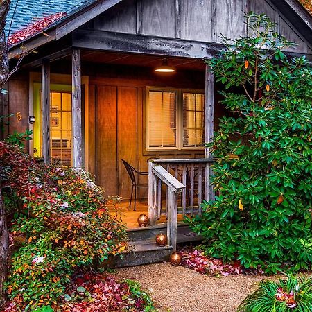 Love Ridge Mountain Lodging Lyndhurst Eksteriør bilde