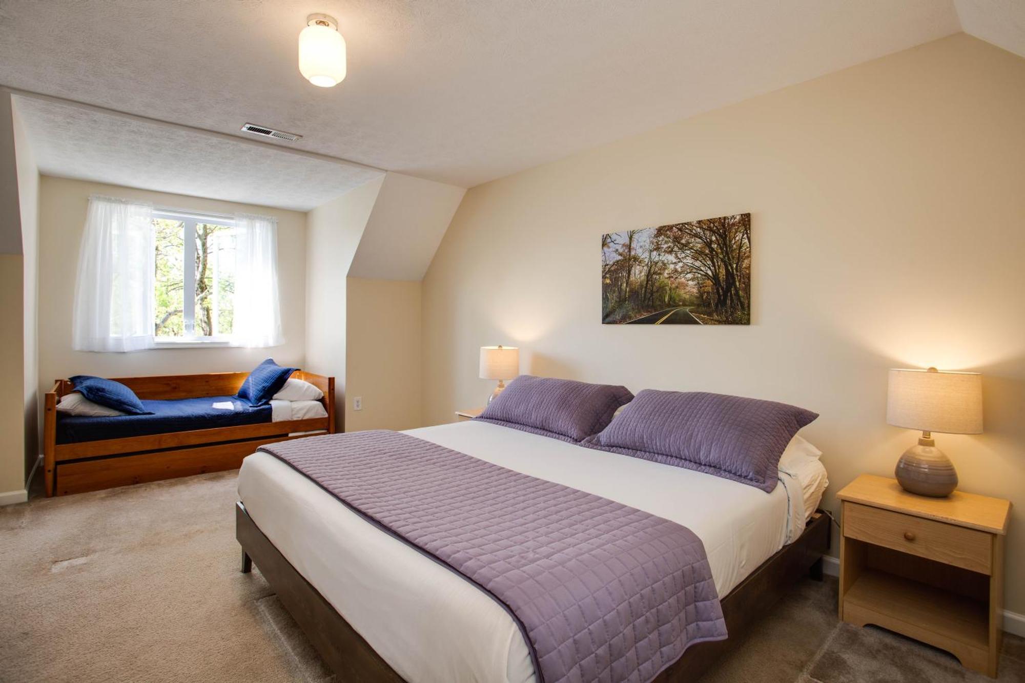 Love Ridge Mountain Lodging Lyndhurst Eksteriør bilde